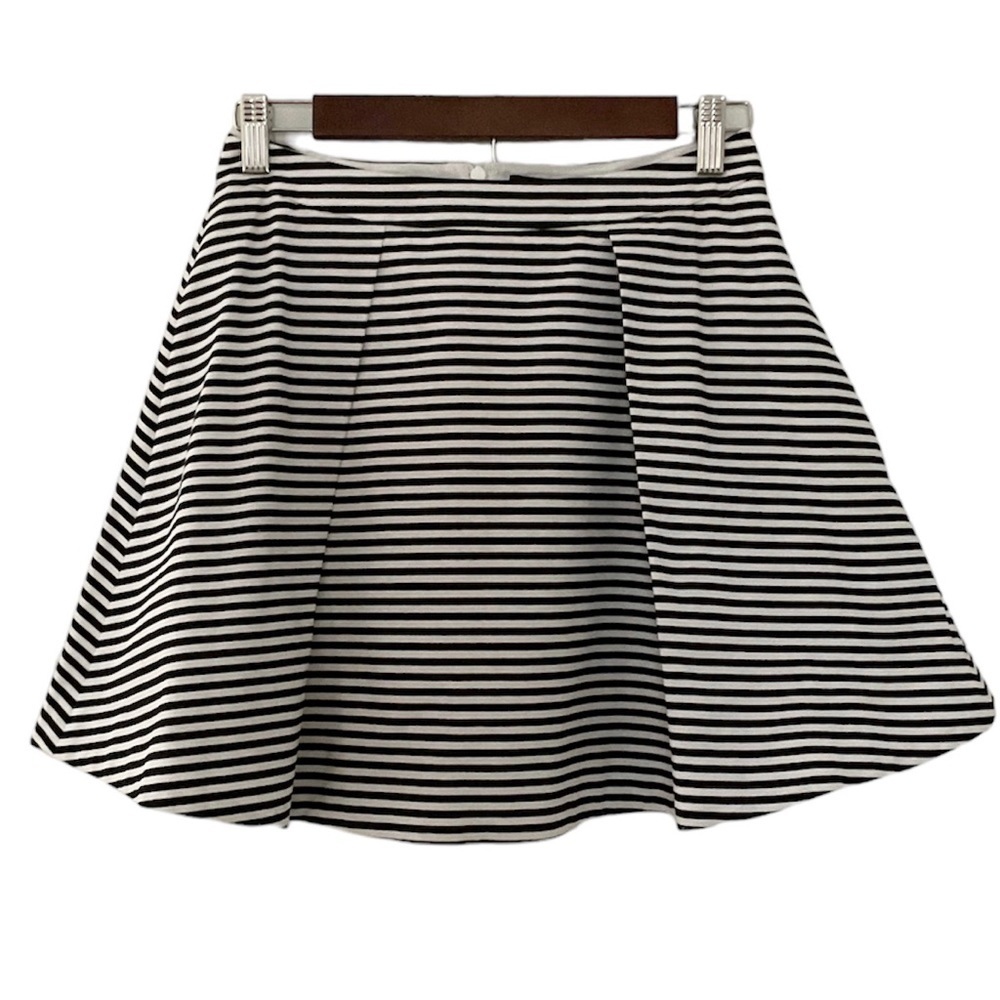 Kate Spade Saturday Full Pleated Stripe Mini Skirt Size 0 Navy White
